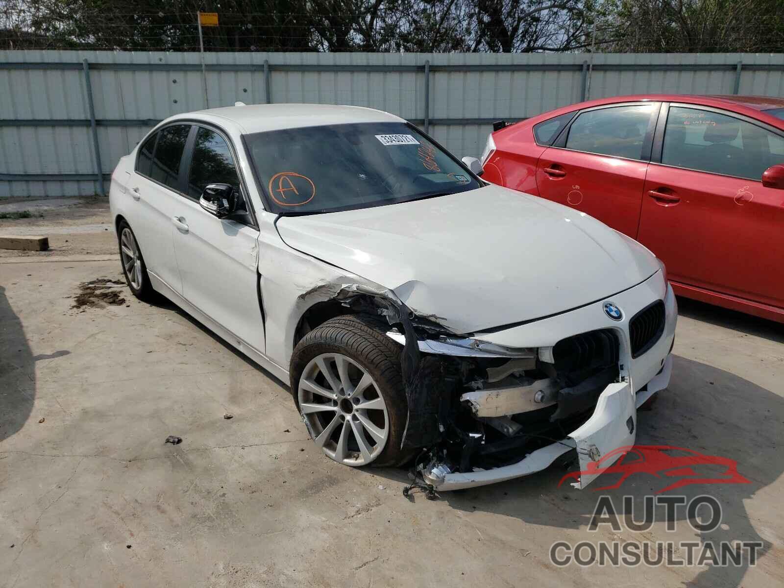 BMW 3 SERIES 2017 - WBA8A9C33HK864242