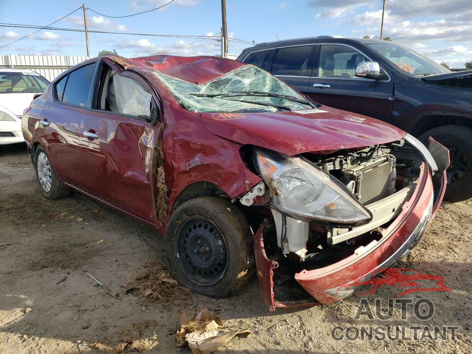 NISSAN VERSA 2018 - 3N1CN7AP7JL871990
