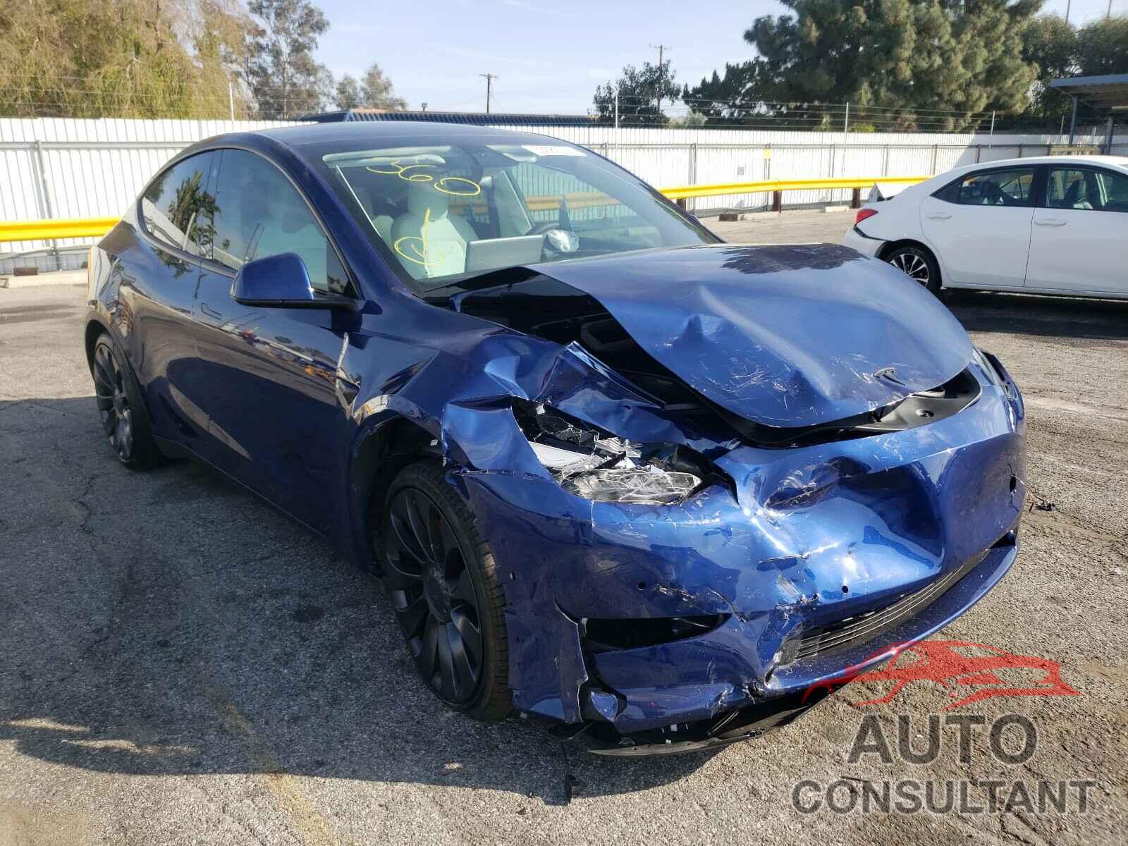 TESLA MODEL Y 2021 - 5YJYGDEF8MF093179