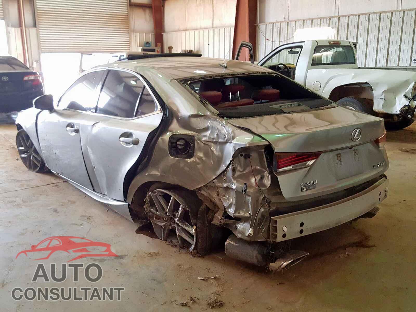 LEXUS IS 2017 - JTHBA1D28H5049838