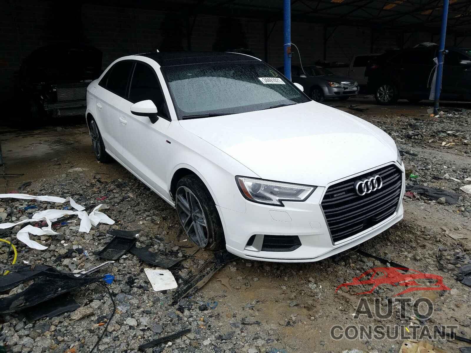 AUDI A3 2018 - WAUB8GFF7J1003704