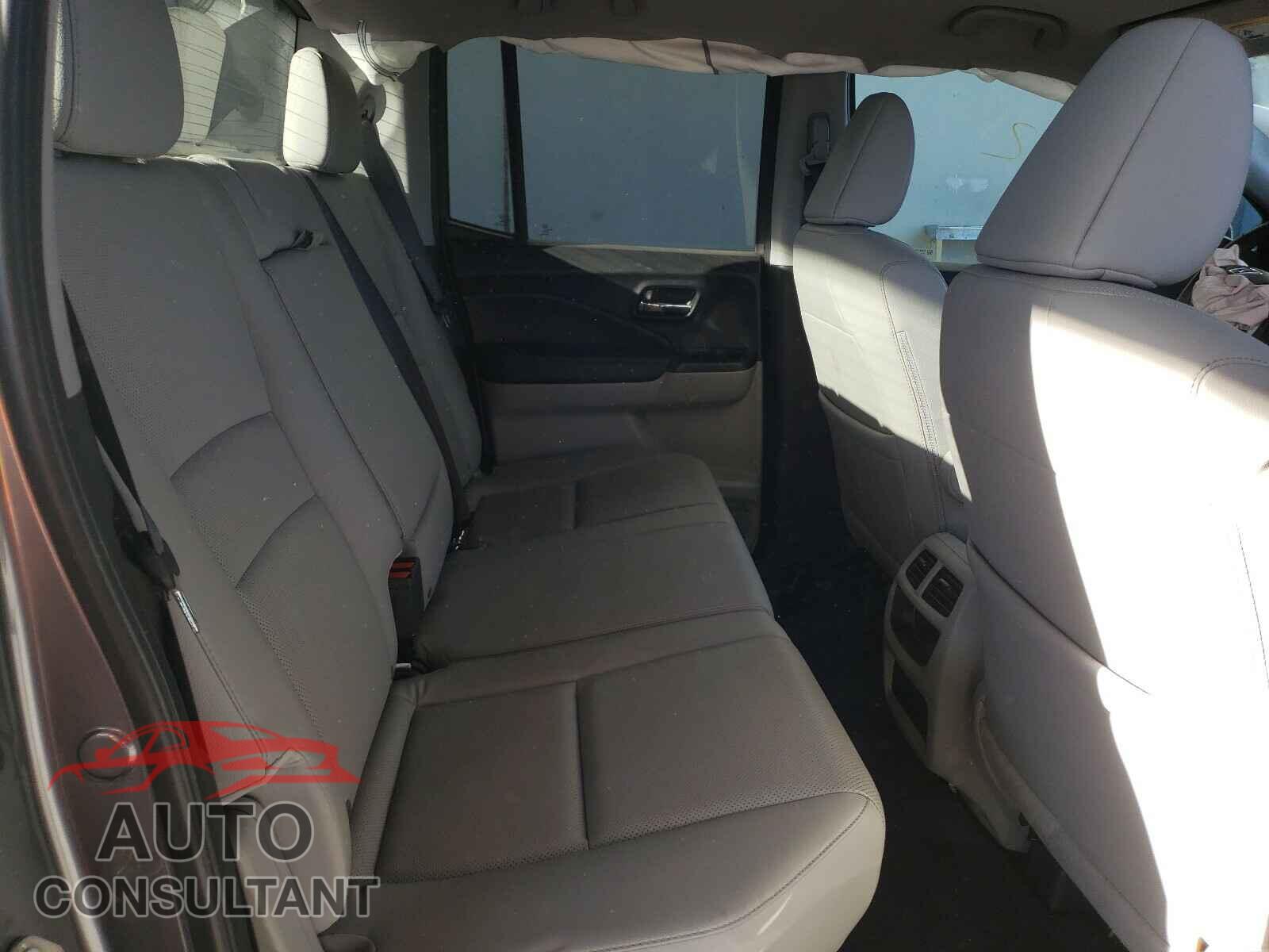 HONDA RIDGELINE 2017 - 5FPYK2F69HB006761