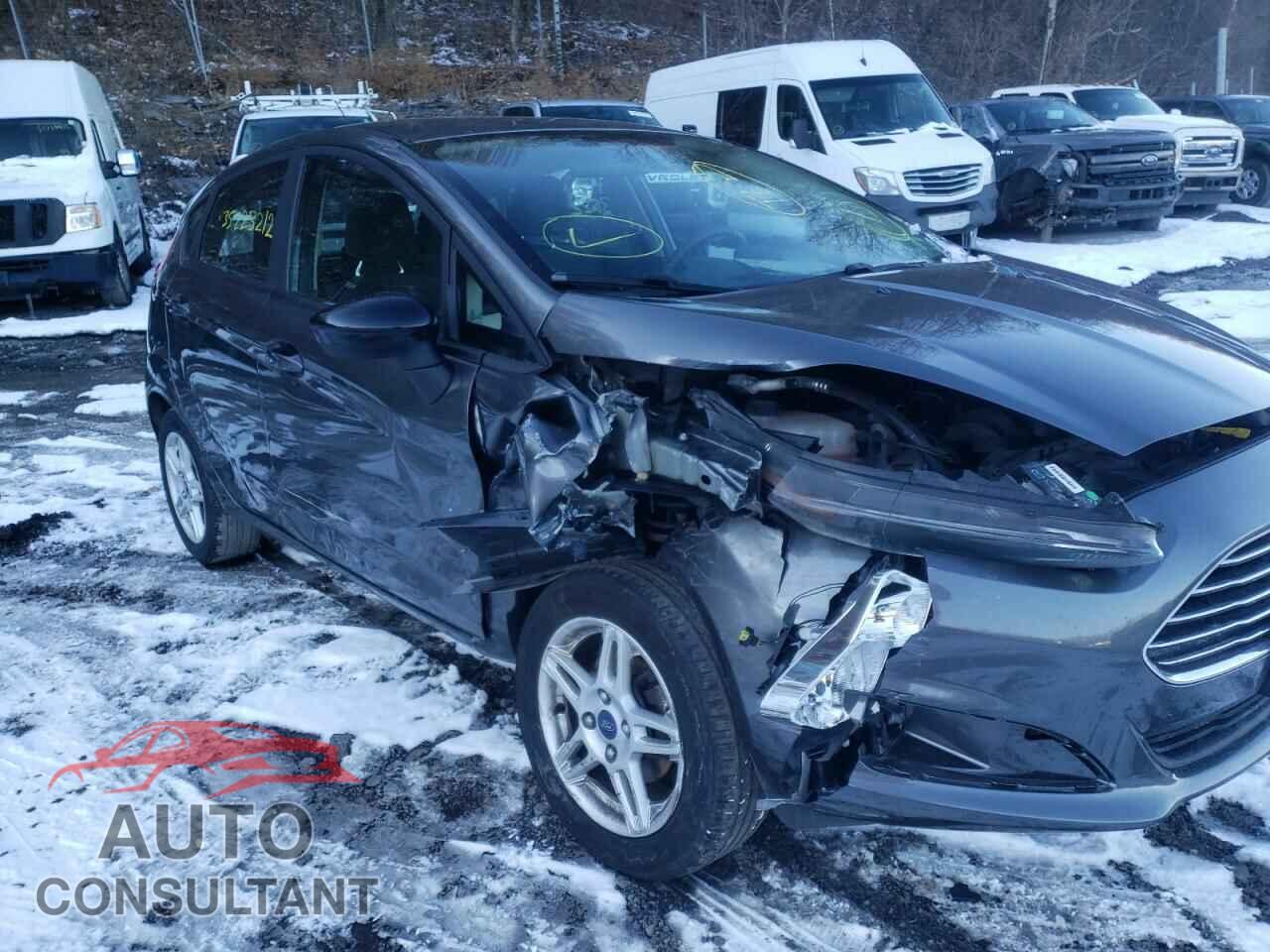 FORD FIESTA 2017 - 3FADP4EJ9HM130010