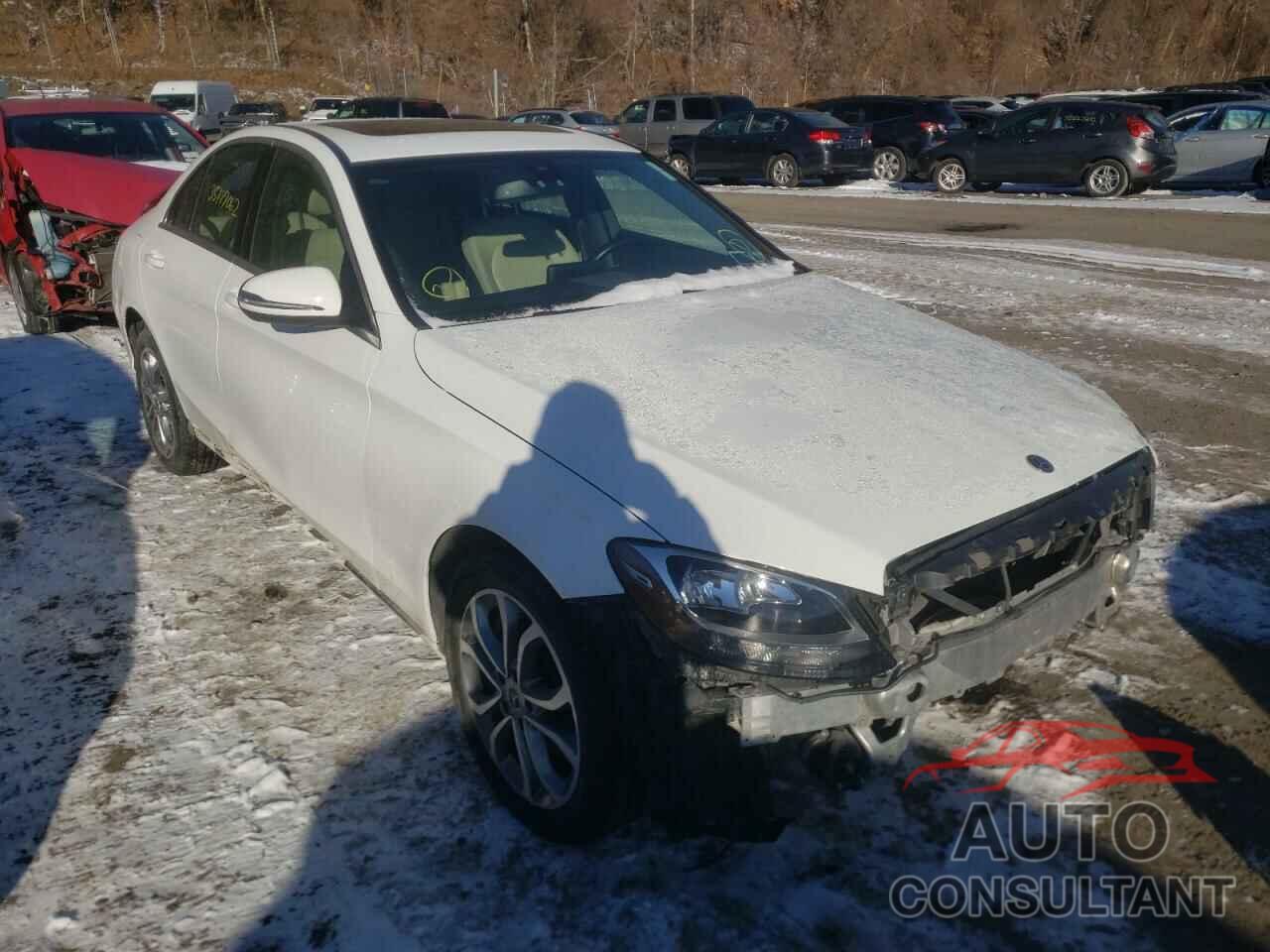 MERCEDES-BENZ C-CLASS 2018 - 55SWF4KB9JU248828
