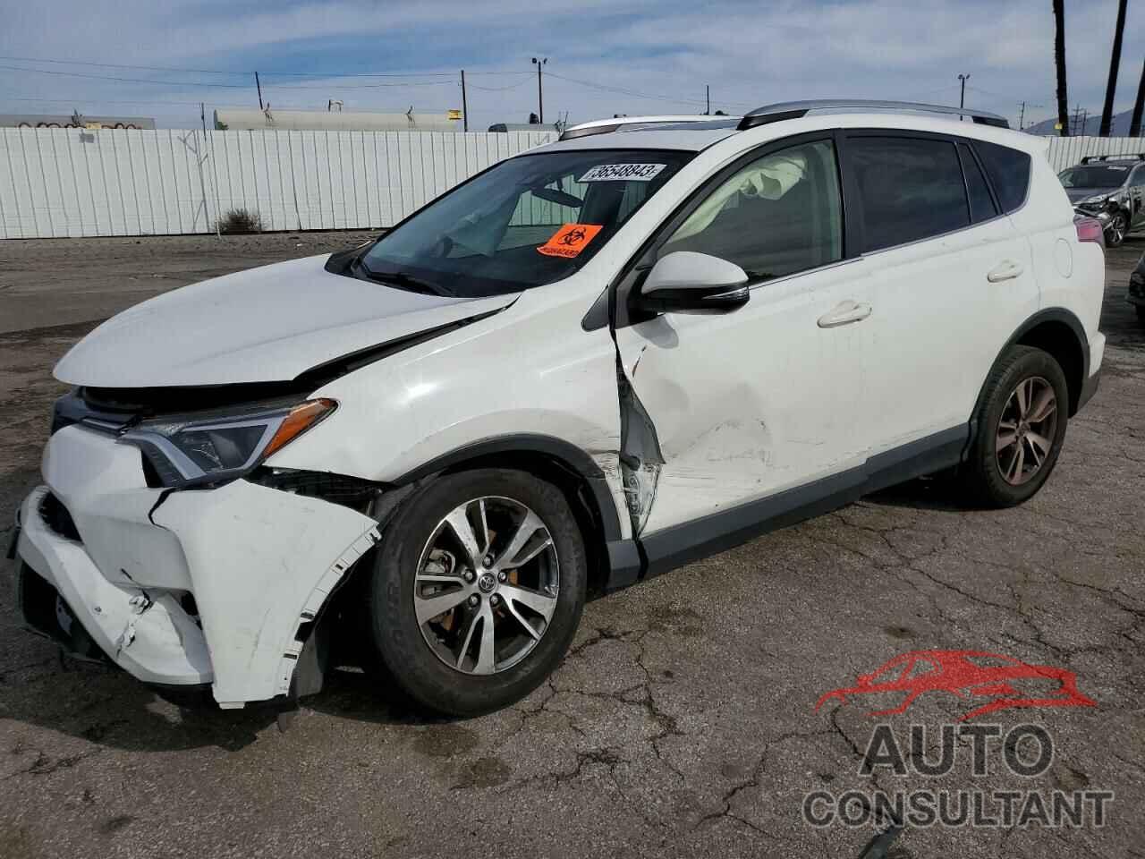 TOYOTA RAV4 2017 - JTMWFREV8HJ714272