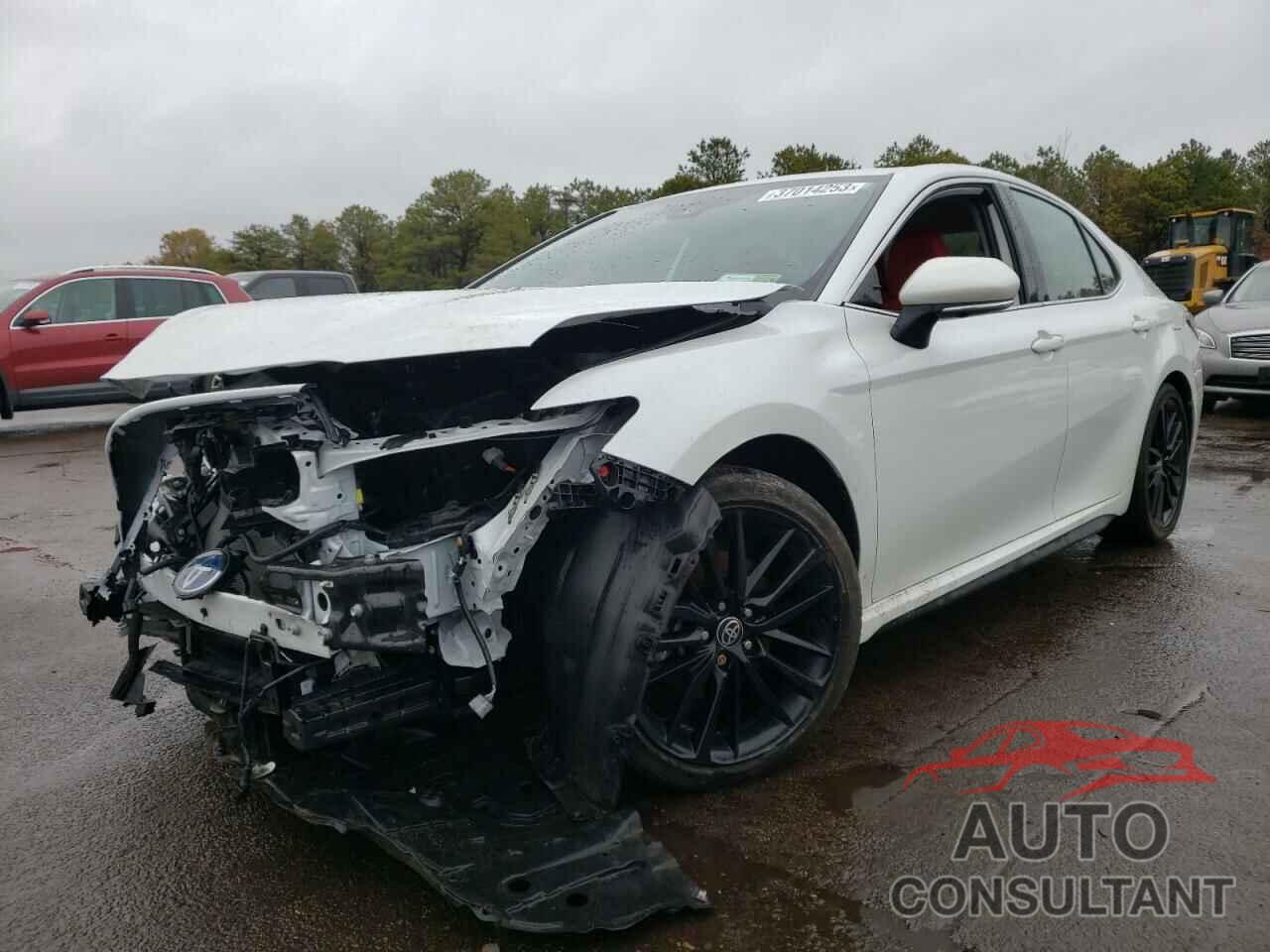TOYOTA CAMRY 2022 - 4T1K31AK9NU584156