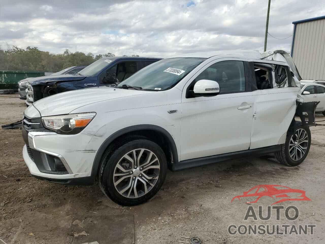 MITSUBISHI OUTLANDER 2018 - JA4AP3AW0JU024632