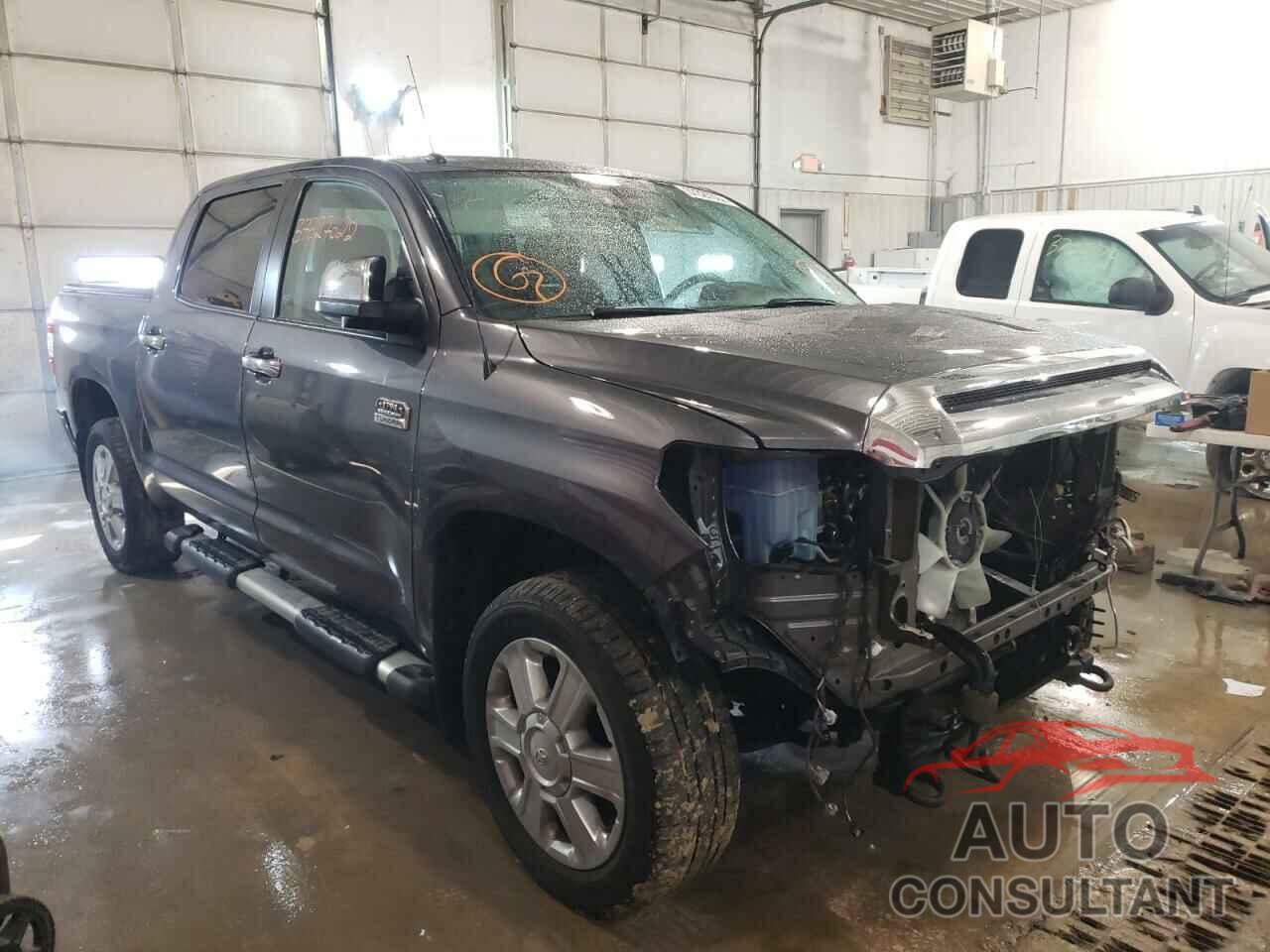 TOYOTA TUNDRA 2018 - 5TFAW5F10JX756145