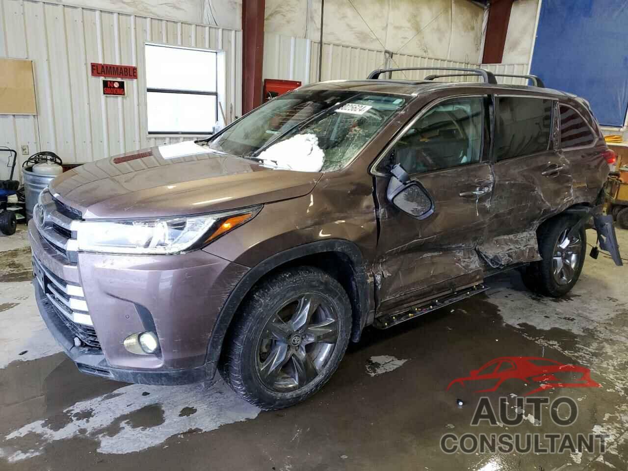 TOYOTA HIGHLANDER 2019 - 5TDDZRFH3KS988996