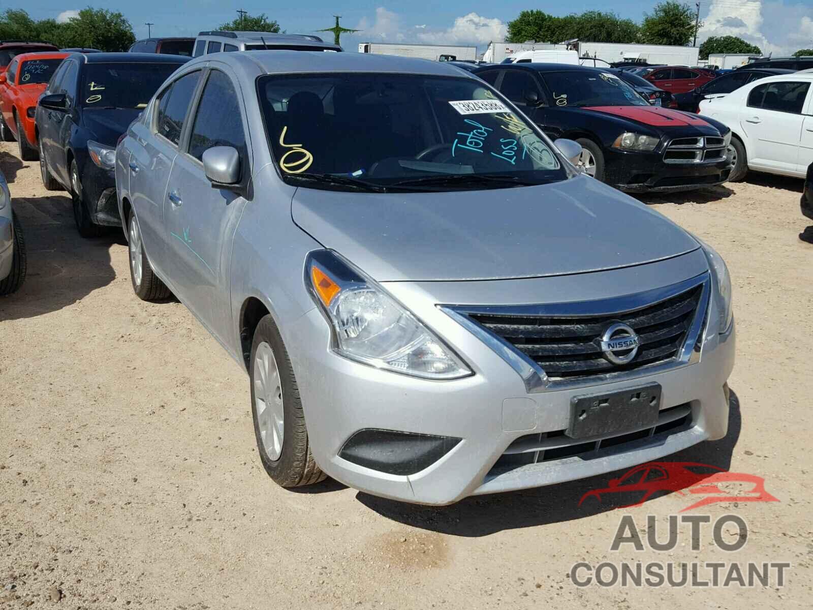NISSAN VERSA 2016 - 3N1CN7APXGL810612