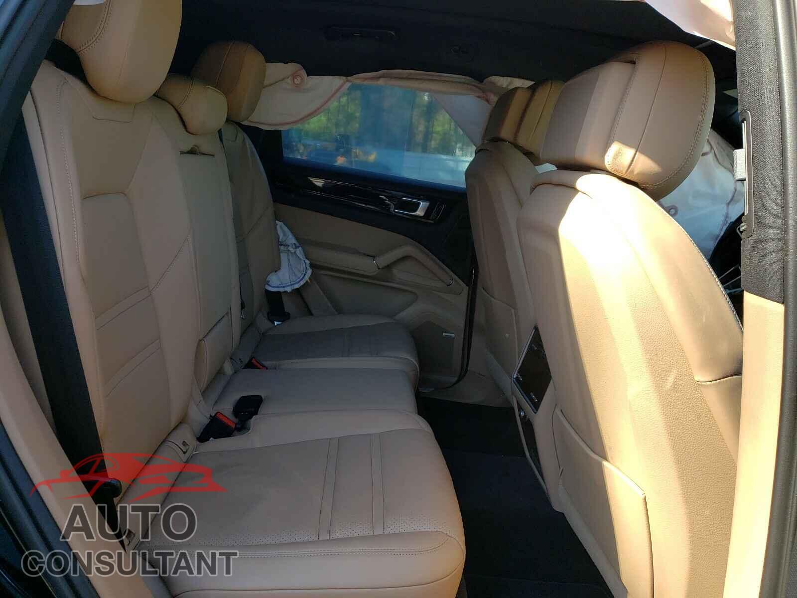 PORSCHE CAYENNE 2019 - WP1AA2AY6KDA05974