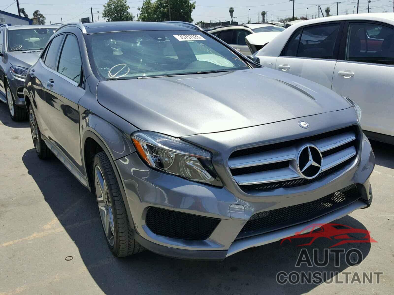 MERCEDES-BENZ GLA250 2016 - WDCTG4EB2GJ225710