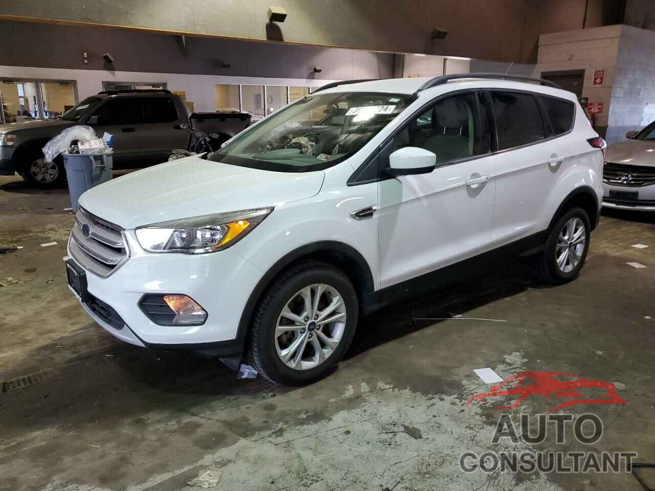 FORD ESCAPE 2018 - 1FMCU9GD3JUB05619