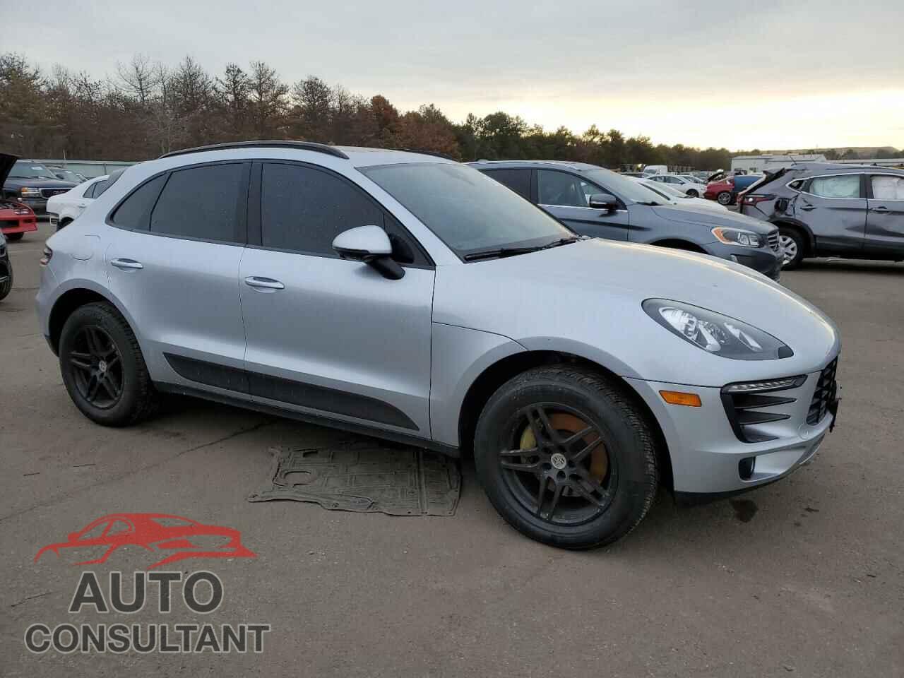 PORSCHE MACAN 2017 - WP1AA2A57HLB04355