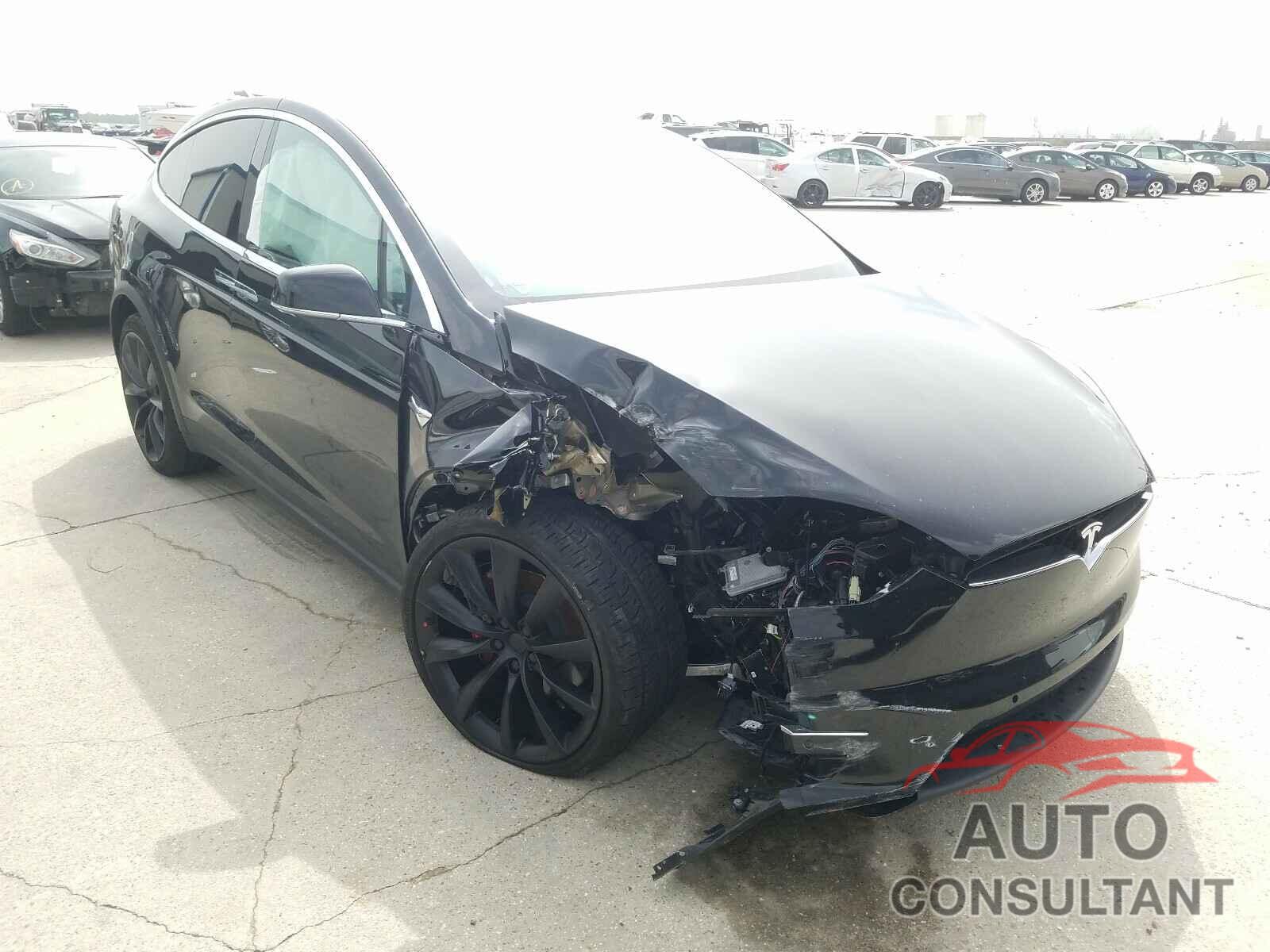 TESLA MODEL X 2019 - 5YJXCAE49KF186424