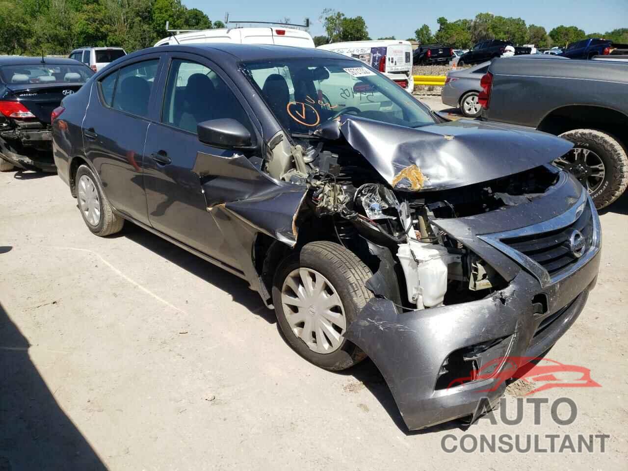 NISSAN VERSA 2019 - 3N1CN7AP1KL807879