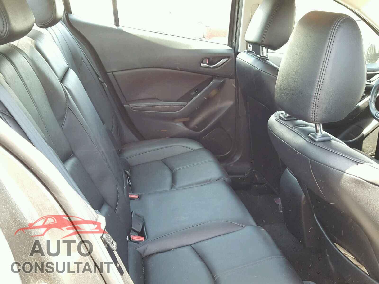 MAZDA 3 2017 - 3MZBN1V72HM116036
