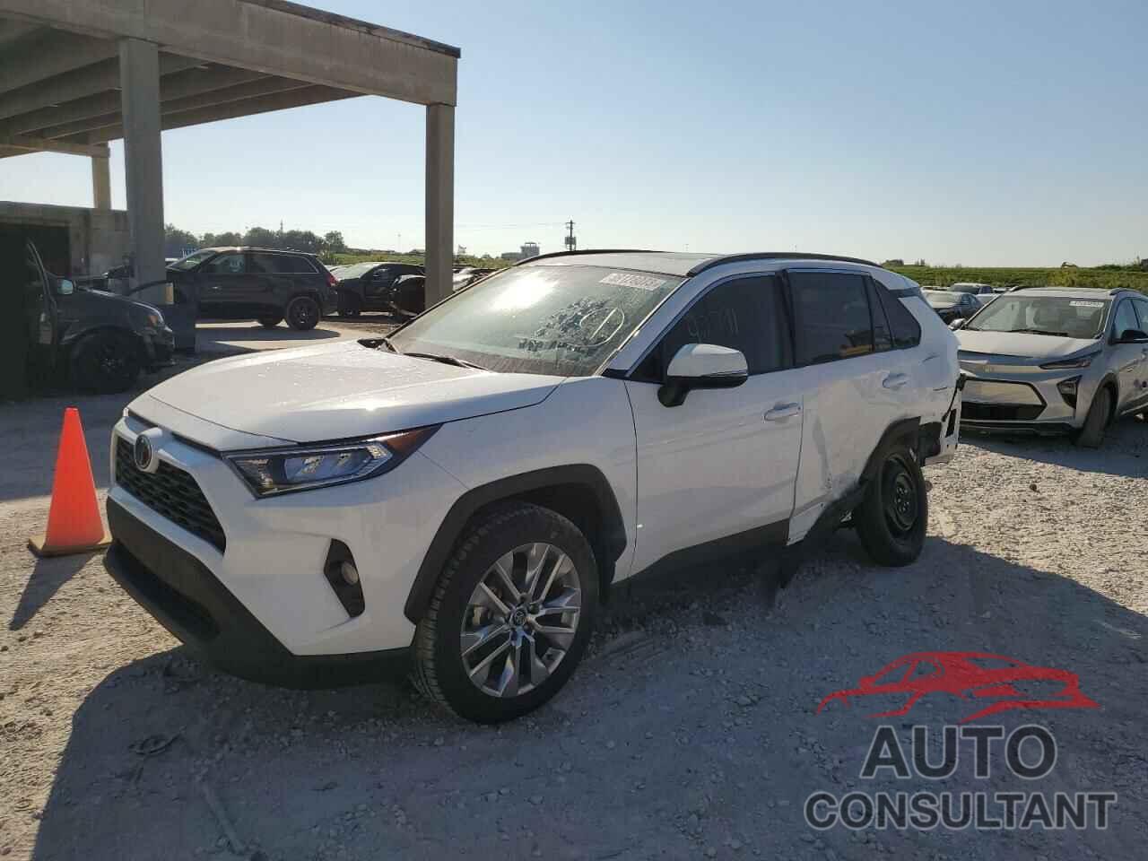 TOYOTA RAV4 2020 - 2T3C1RFVXLC083679