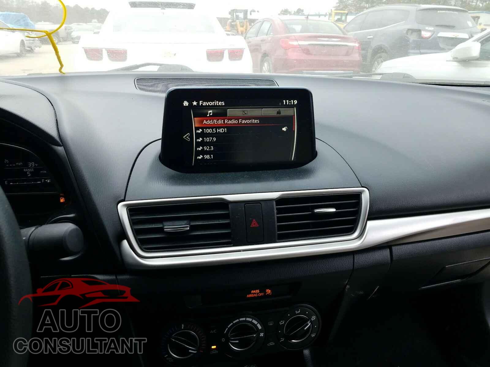 MAZDA 3 2017 - 3MZBN1U77HM103591