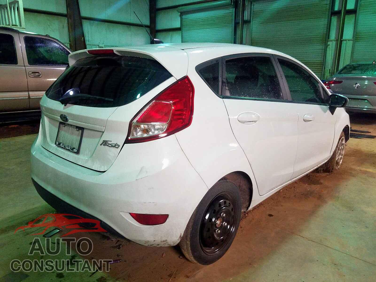 FORD FIESTA 2017 - 3FADP4EJ8HM159241