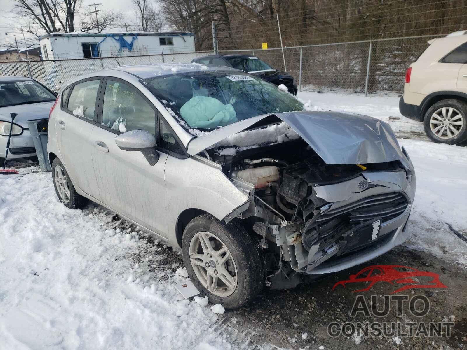 FORD FIESTA 2018 - 3FADP4EJXJM107275