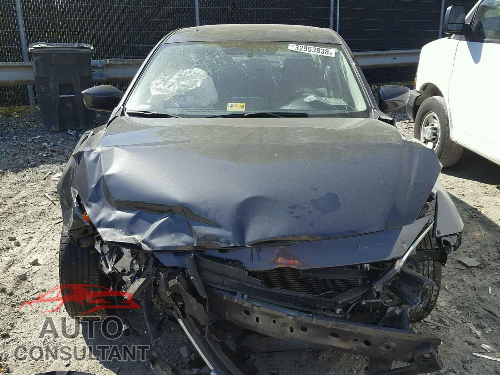 MAZDA 3 2015 - 3MZBM1V71FM153448