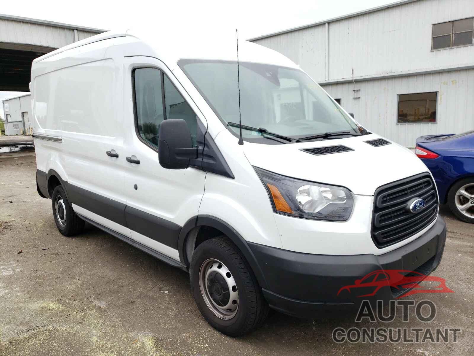 FORD TRANSIT CO 2019 - 1FTYR1CM0KKA30300