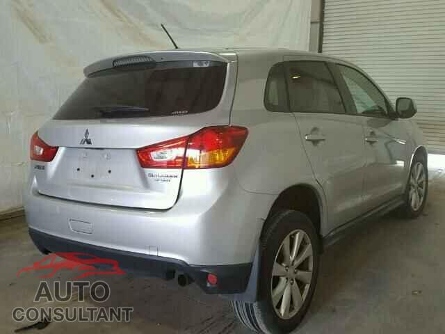 MITSUBISHI OUTLANDER 2015 - 4A4AR3AUXFE019236