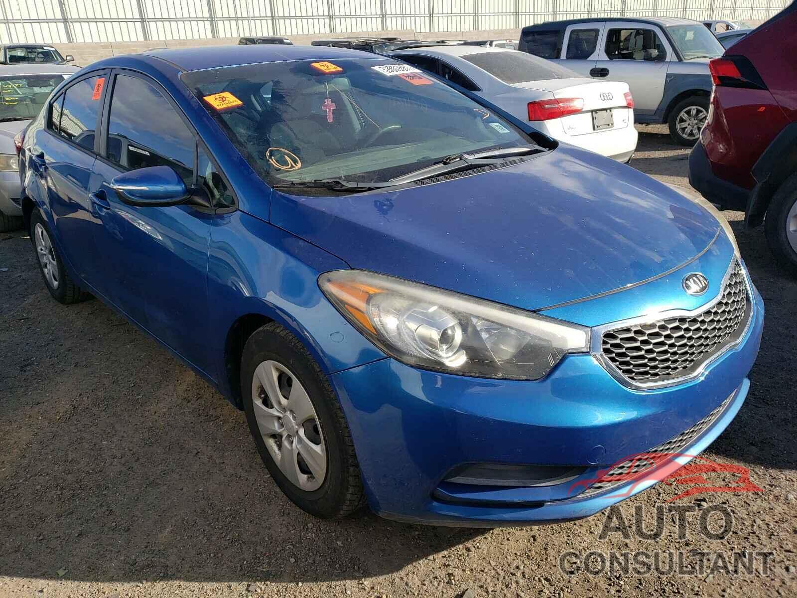 KIA FORTE 2015 - YV440MRU1H2198955