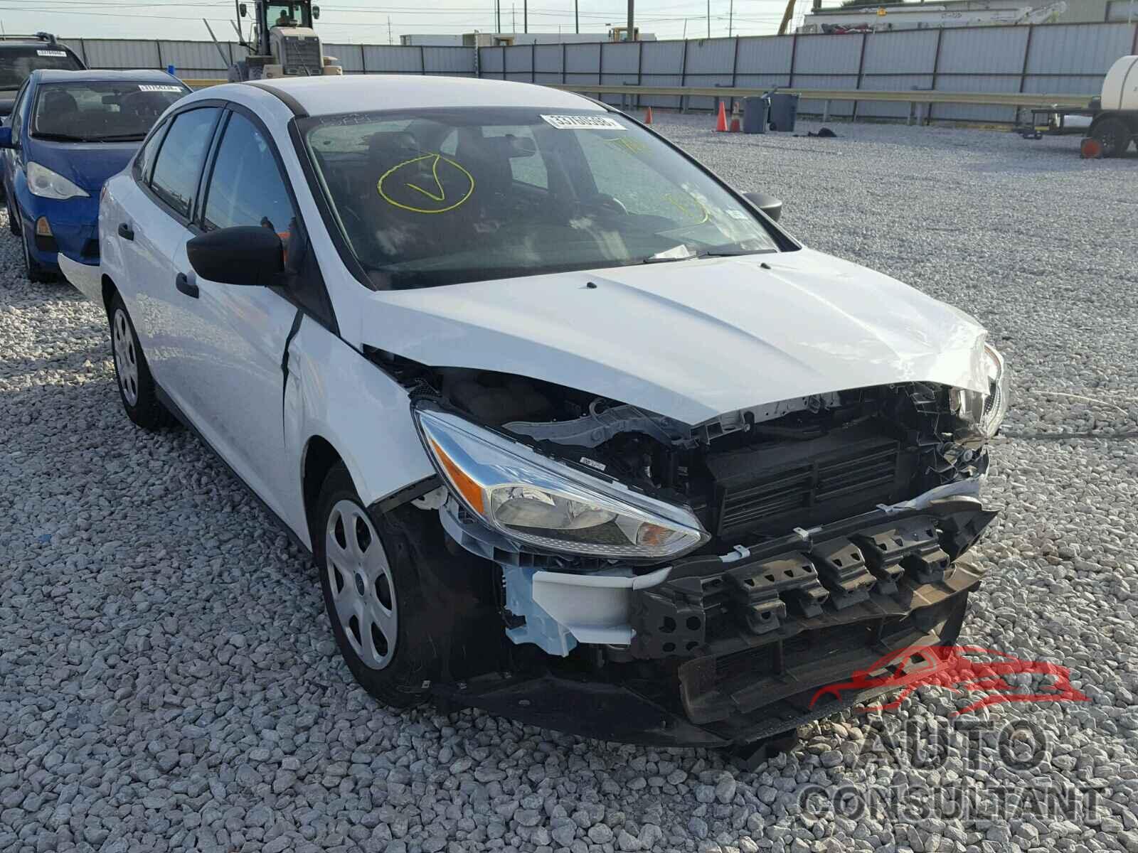 FORD FOCUS 2017 - 1FADP3E29HL266805
