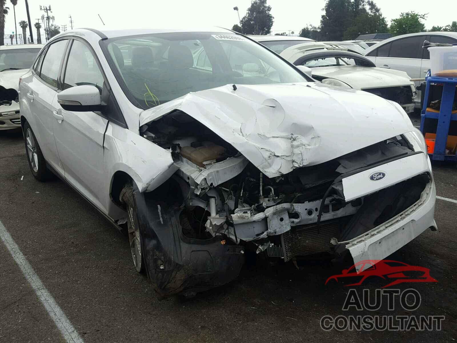 FORD FOCUS 2015 - 1FADP3F27FL329217