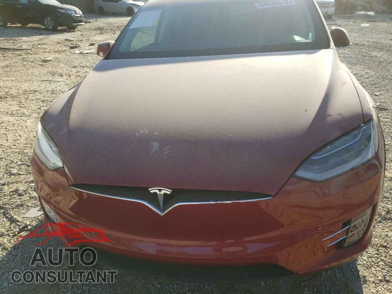 TESLA MODEL X 2018 - 5YJXCBE25JF101677