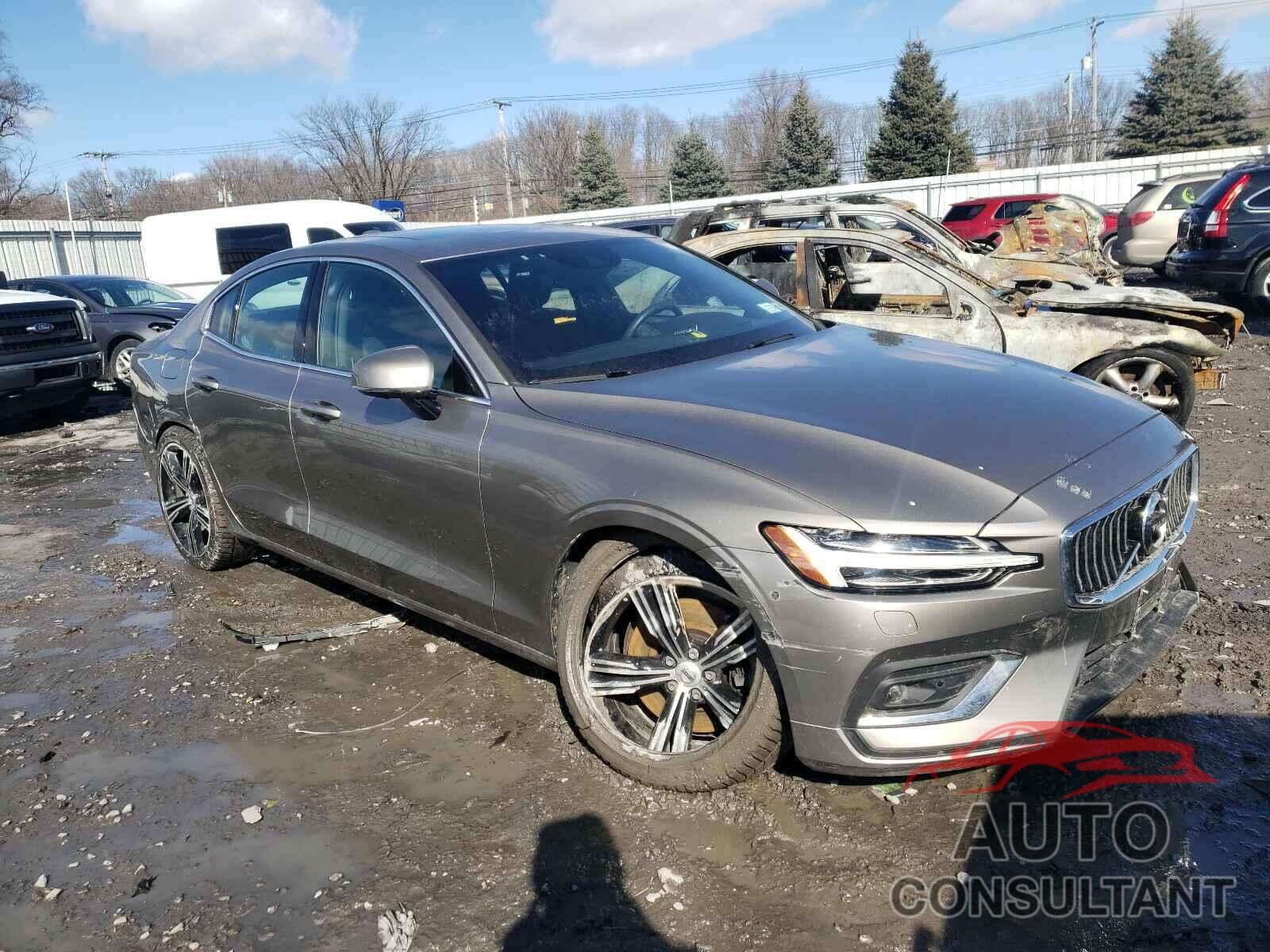 VOLVO S60 2019 - 7JRA22TL5KG009952