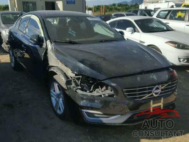 VOLVO S60 2015 - YV1612TK6F2356301