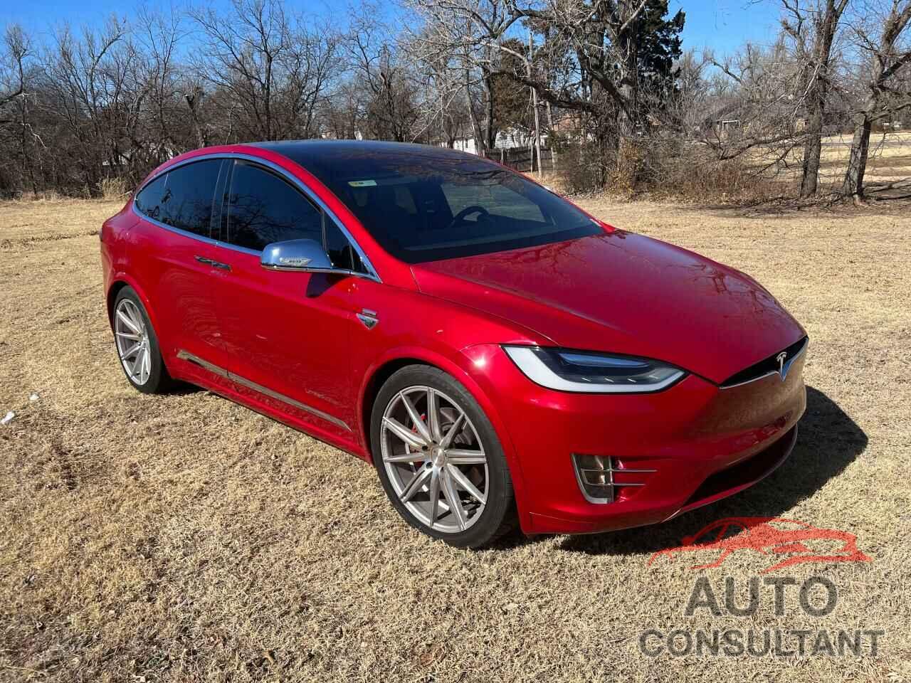 TESLA MODEL X 2016 - 5YJXCBE27GF009088