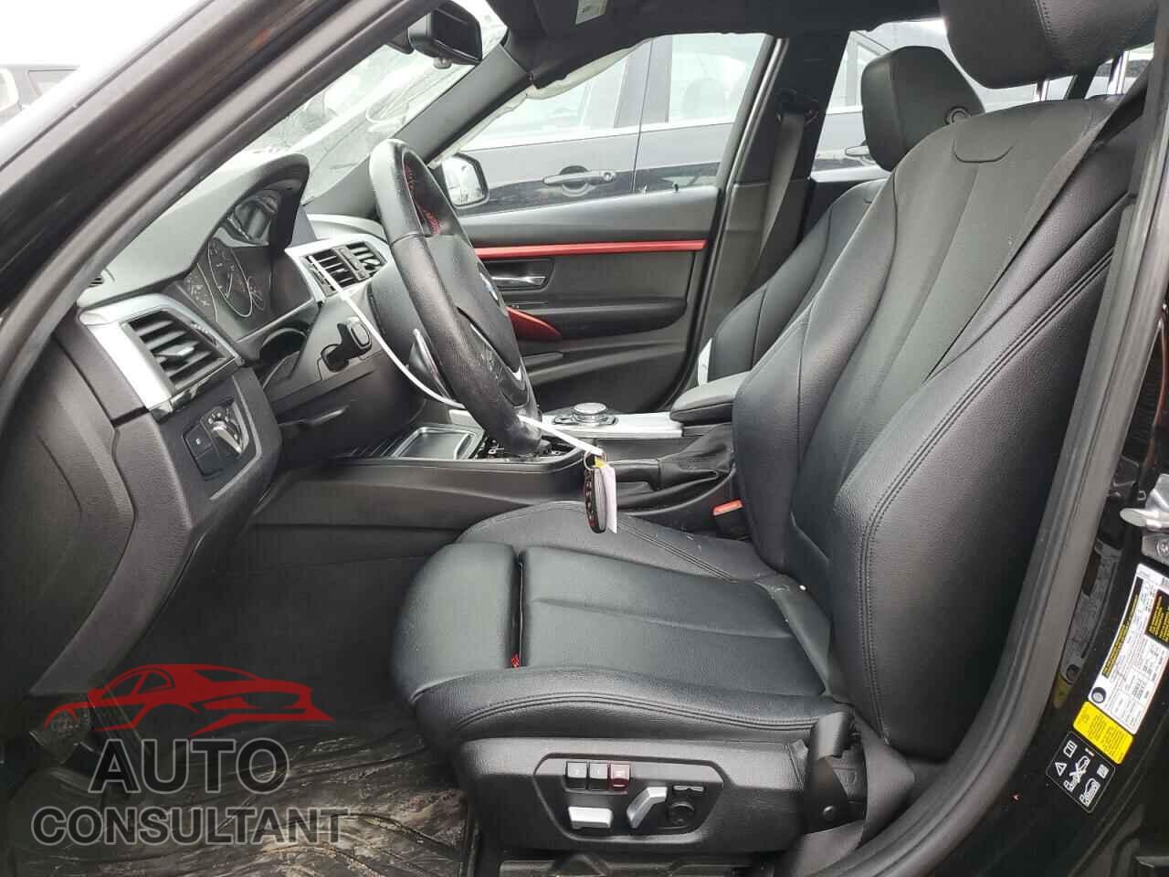 BMW 3 SERIES 2016 - WBA8E3C53GK502543