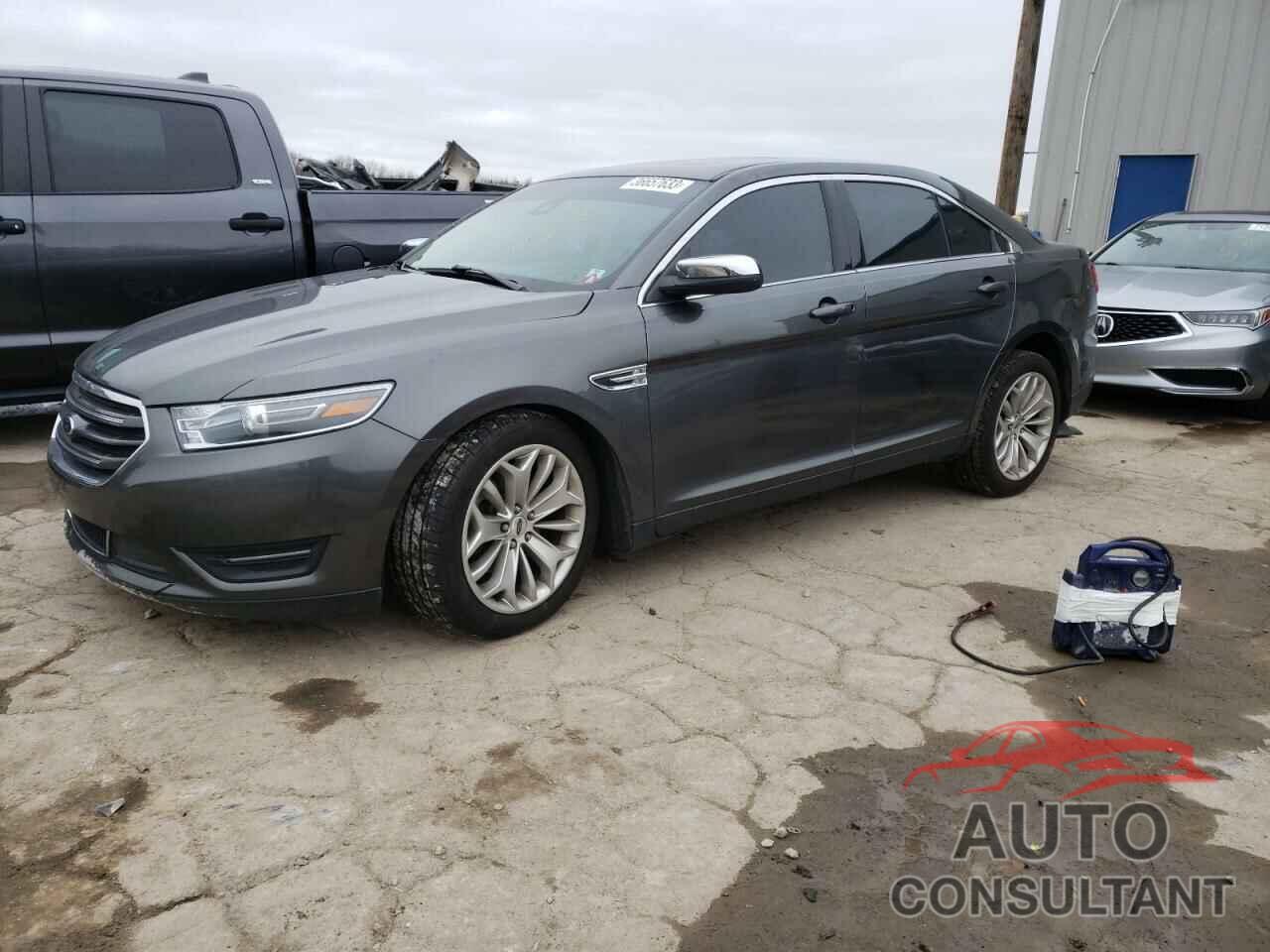 FORD TAURUS 2018 - 1FAHP2F81JG128317