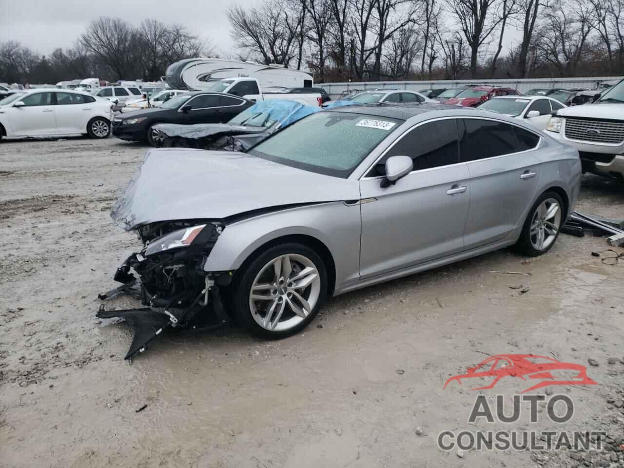 AUDI A5 2019 - WAUBNCF55KA097382