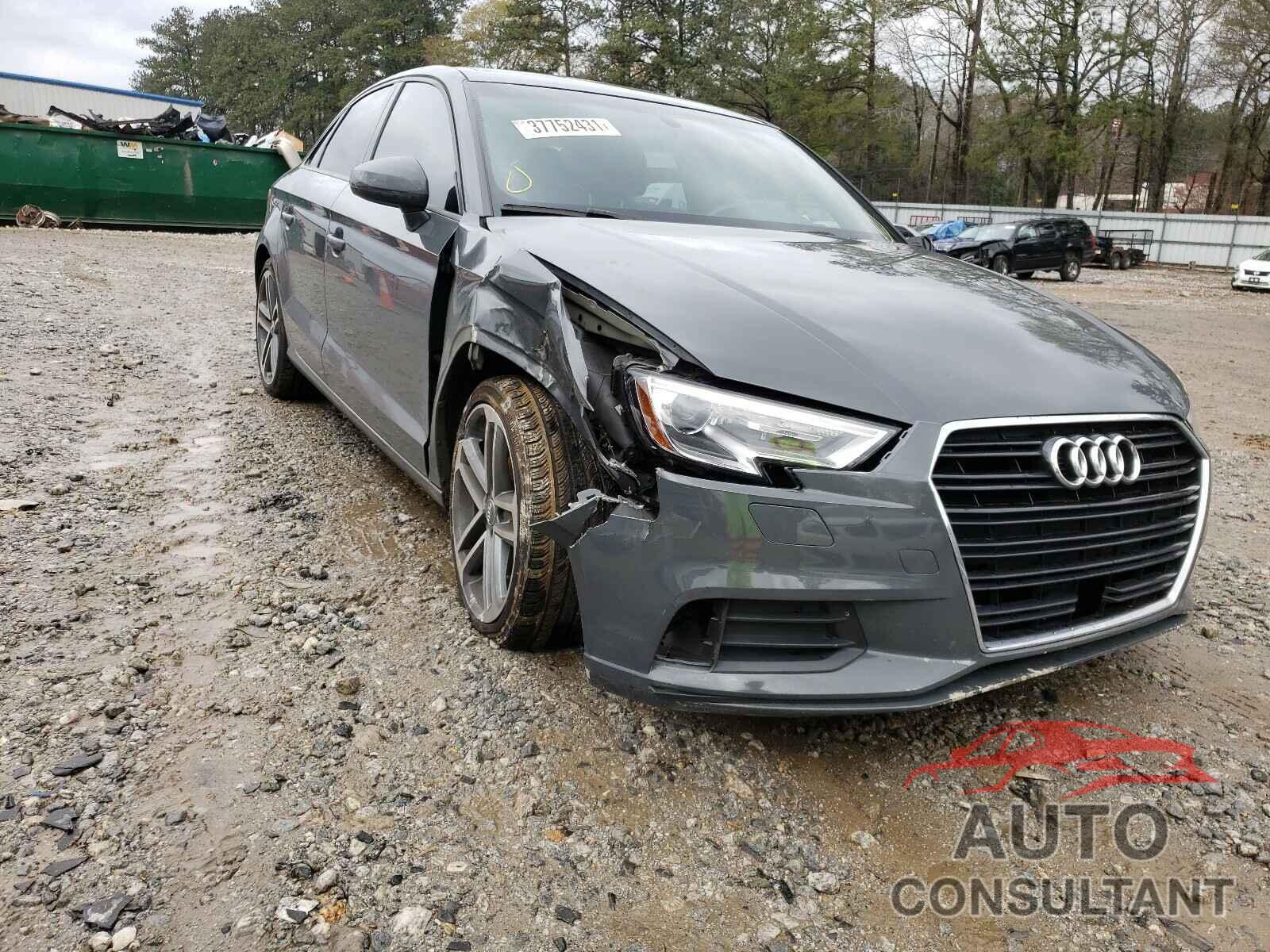 AUDI A3 2018 - WAUAUGFF9J1031642