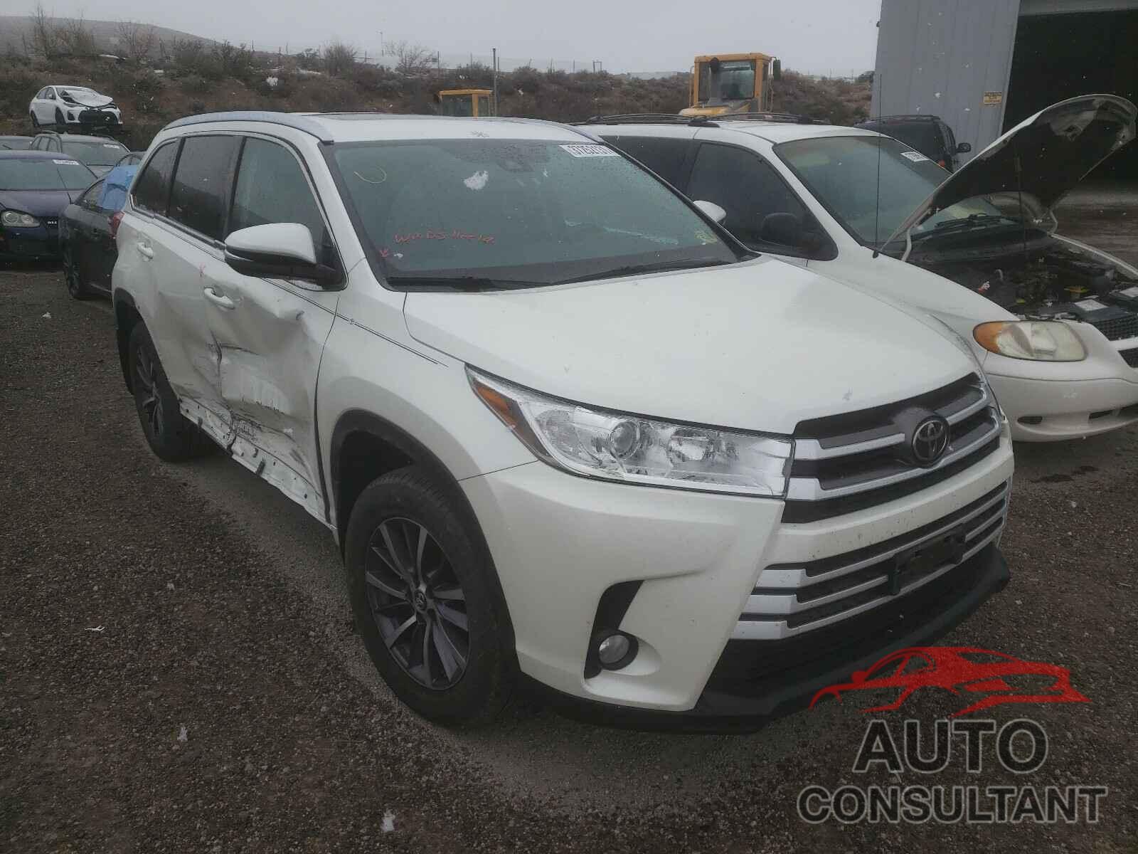 TOYOTA HIGHLANDER 2017 - 5TDJZRFH2HS514257