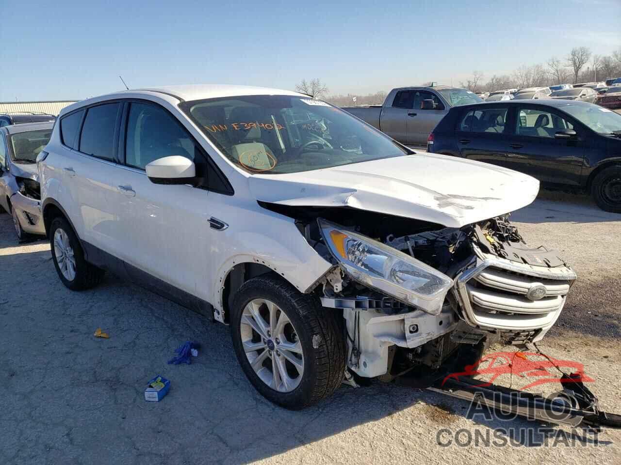 FORD ESCAPE 2017 - 1FMCU0GD7HUE39402