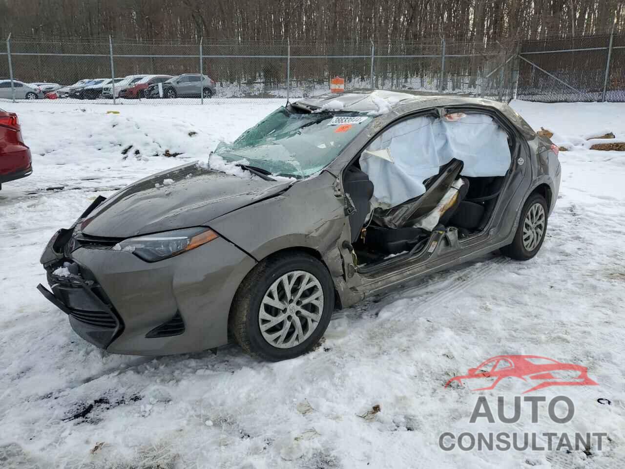 TOYOTA COROLLA 2018 - 2T1BURHE4JC032006