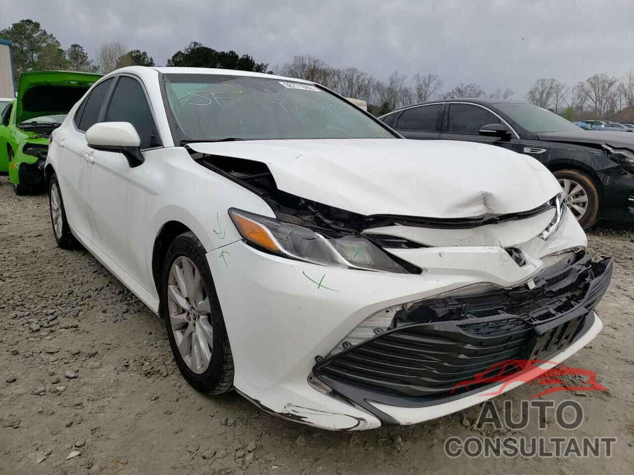 TOYOTA CAMRY 2018 - 4T1B11HK9JU091759