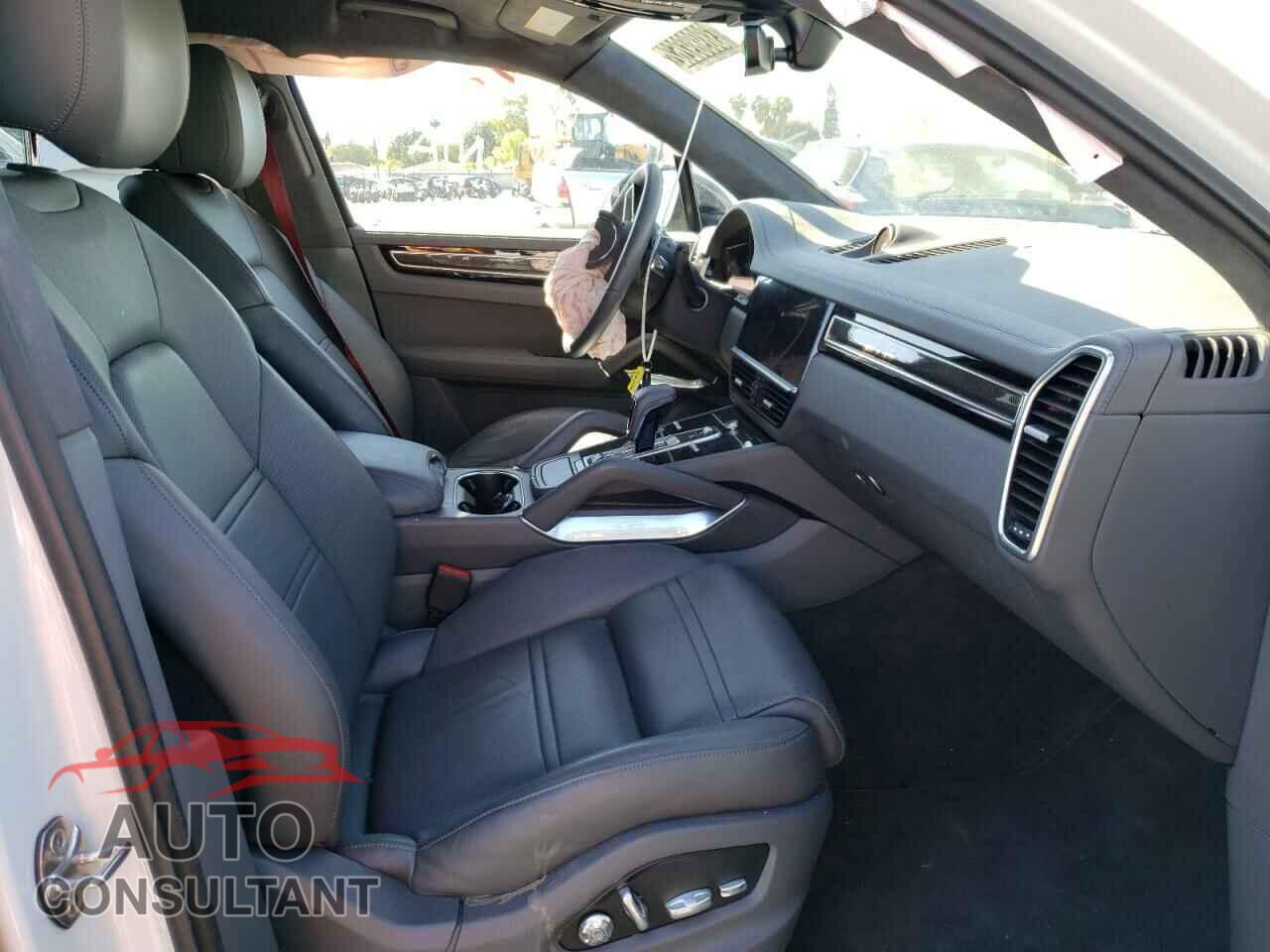 PORSCHE CAYENNE 2019 - WP1AF2AY9KDA80072