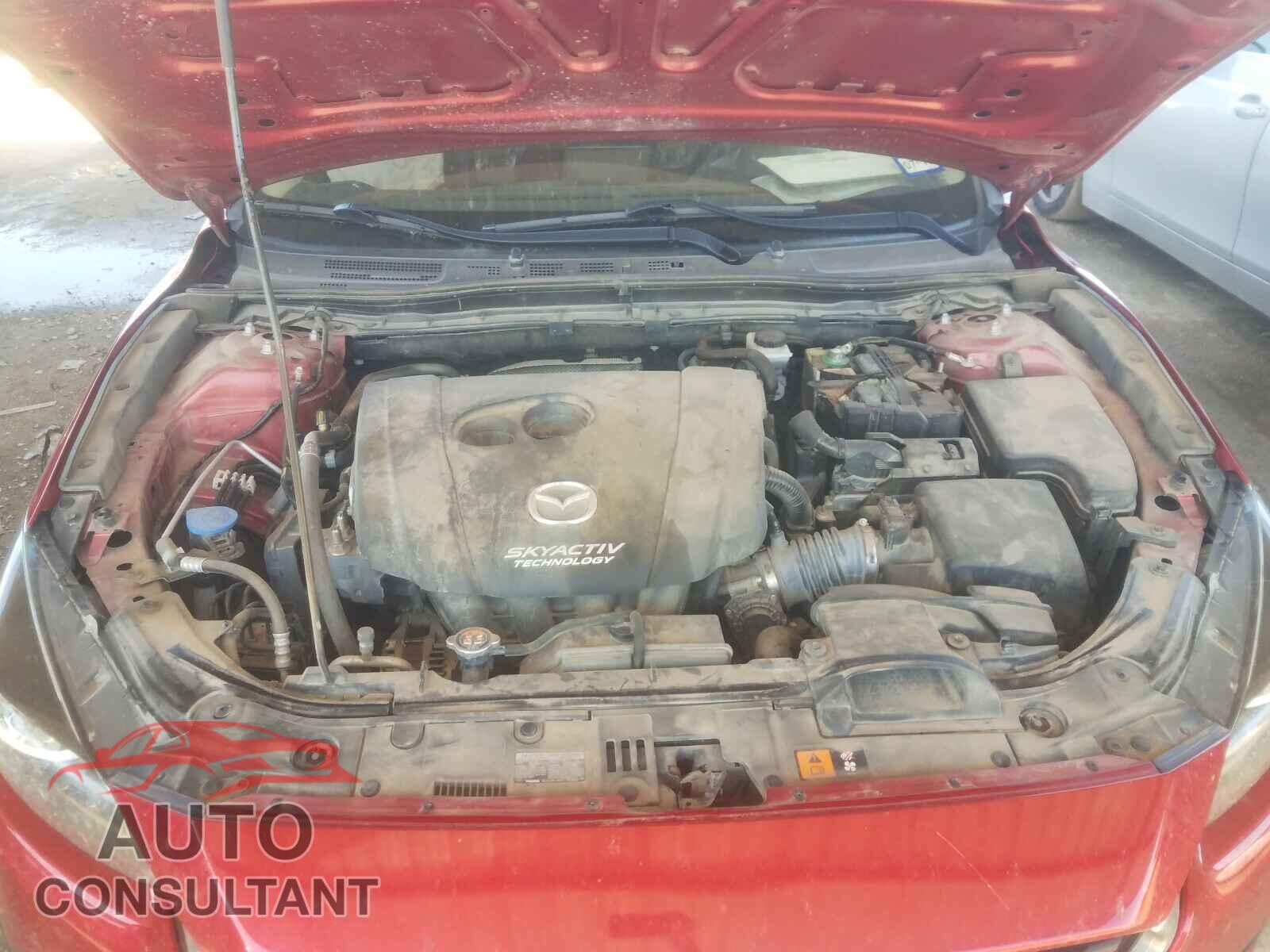 MAZDA 3 2017 - 3MZBN1V74HM130892