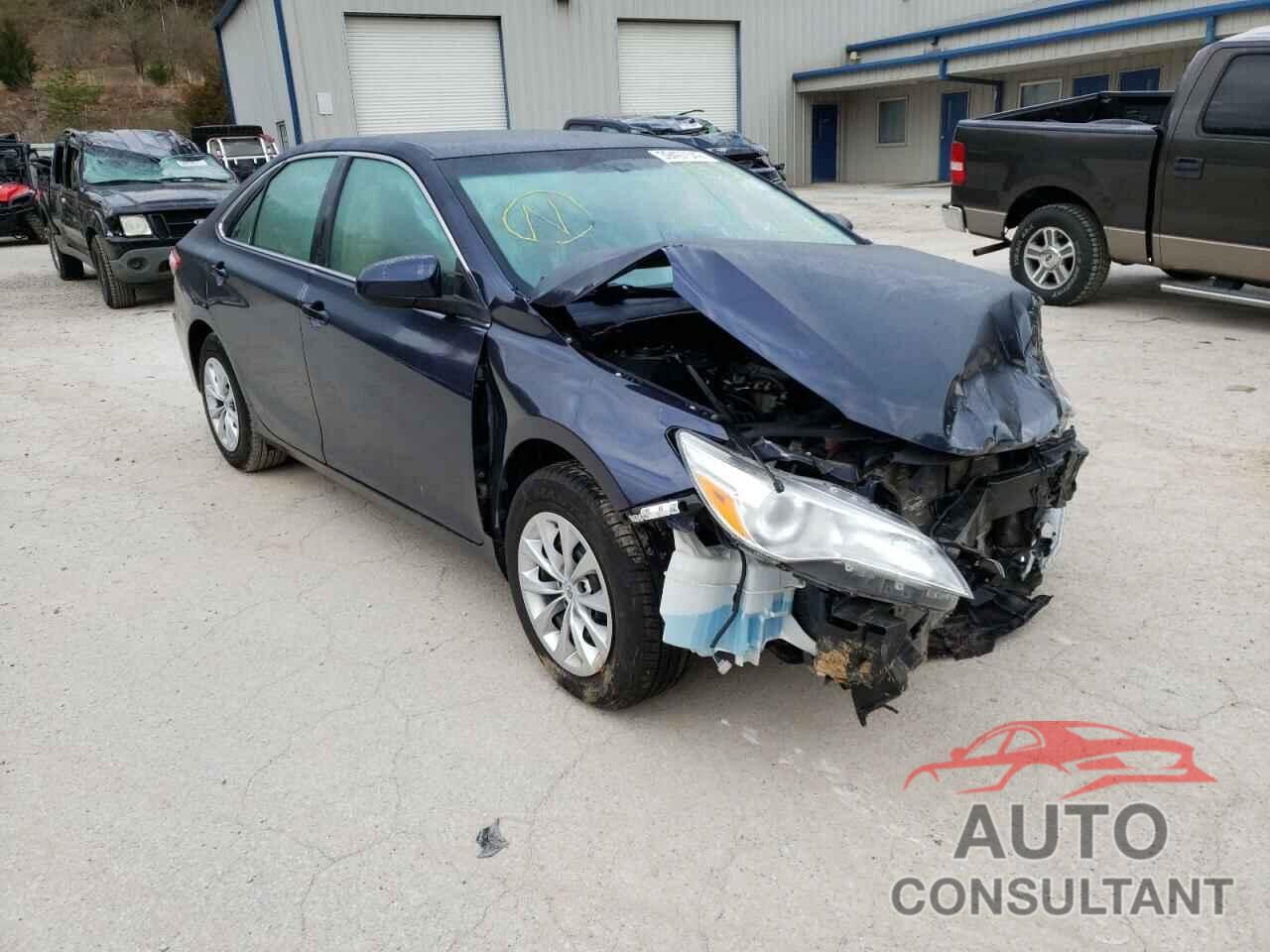TOYOTA CAMRY 2016 - 4T4BF1FK3GR569144