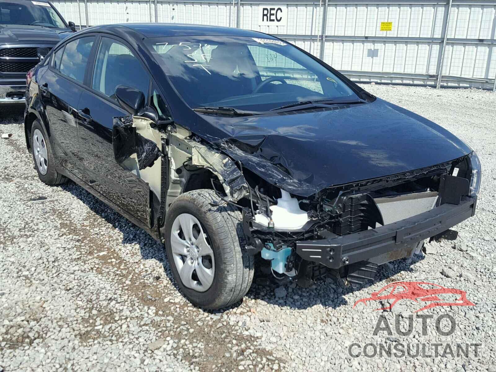 KIA FORTE 2018 - 3KPFL4A73JE213442