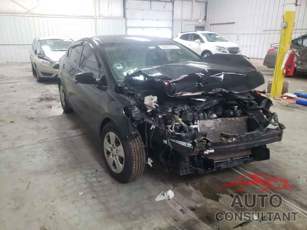 KIA FORTE 2016 - KNAFK4A65G5565529