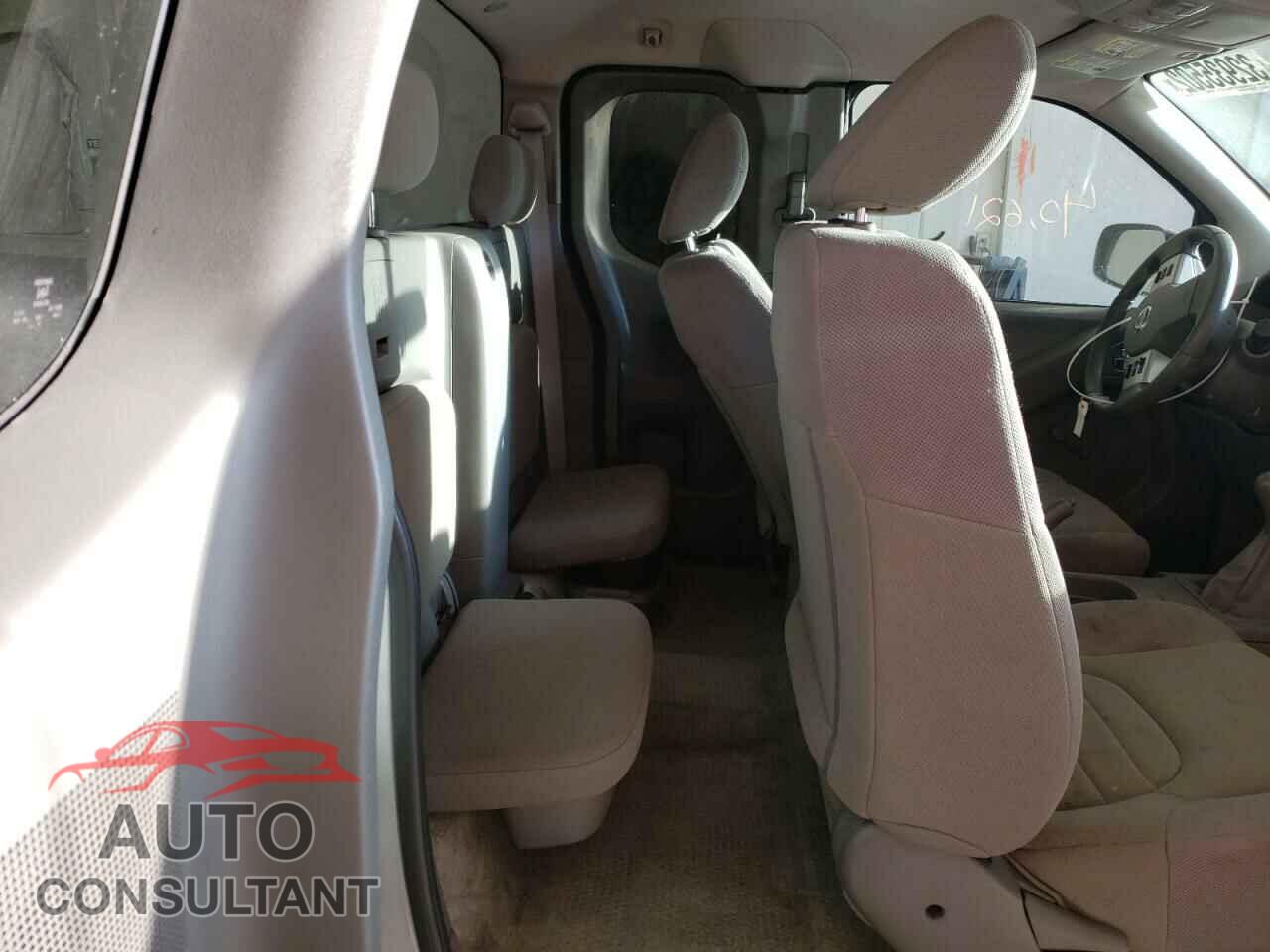 NISSAN FRONTIER 2018 - 3N1CN7AP3KL867095