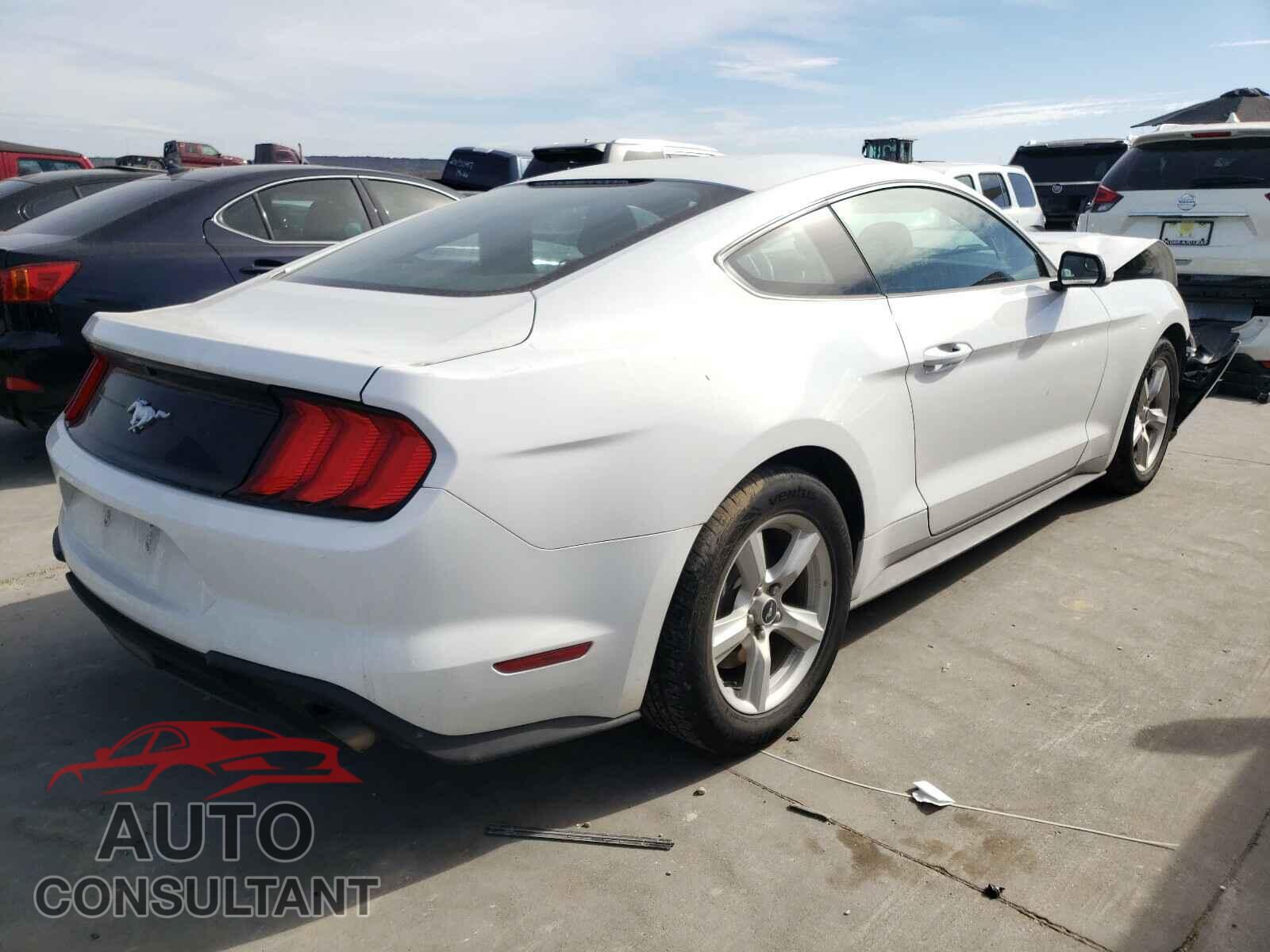 FORD MUSTANG 2018 - 1FA6P8TH2J5180033